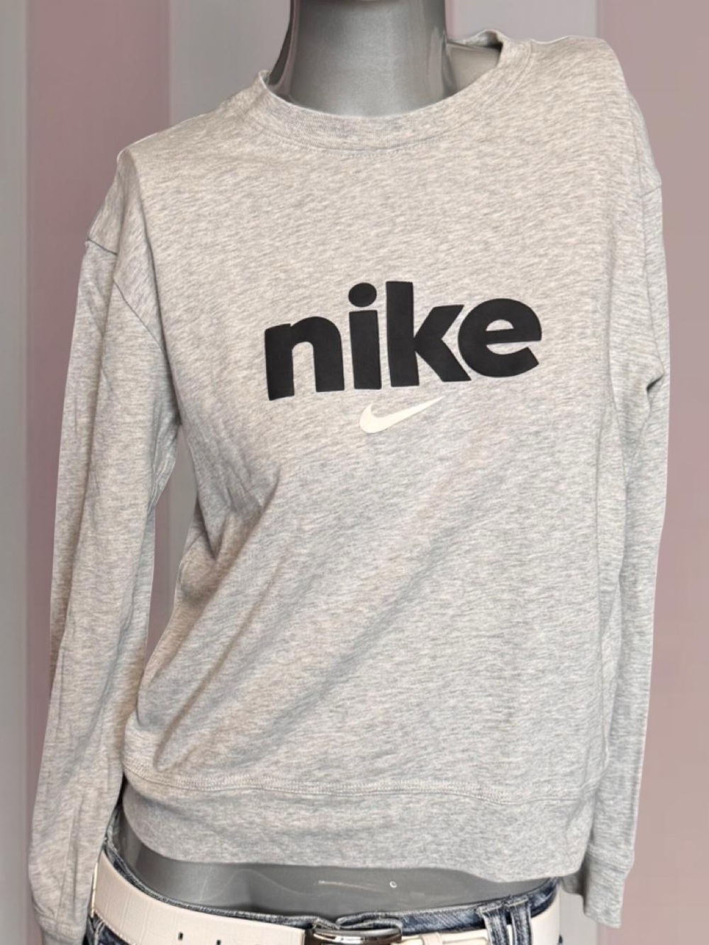 Nike Grey Long-sleeve Sweatshirt
